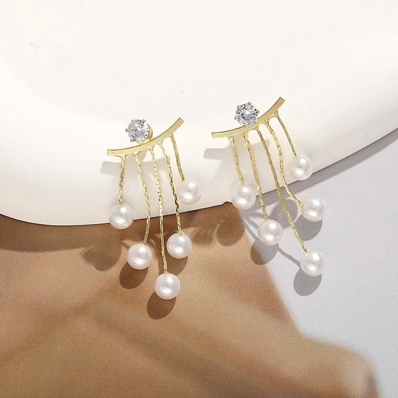 Luna Elegance Pearl Drop Earrings