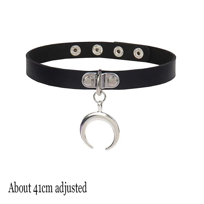 Rebel Heart Choker