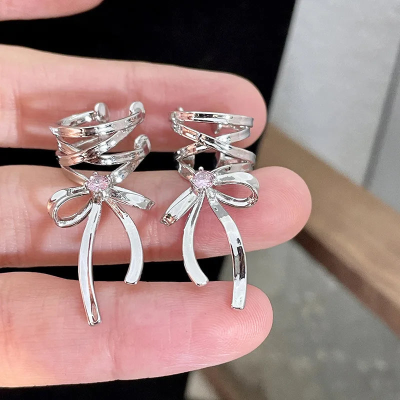 EleganceBow™ Ear Cuff